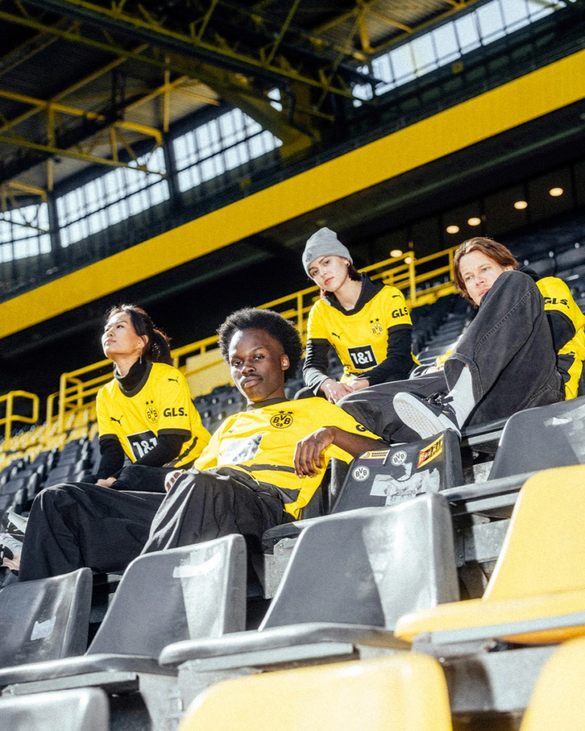 Unveiling the Borussia Dortmund Home Kit: Yellow Wall Pride